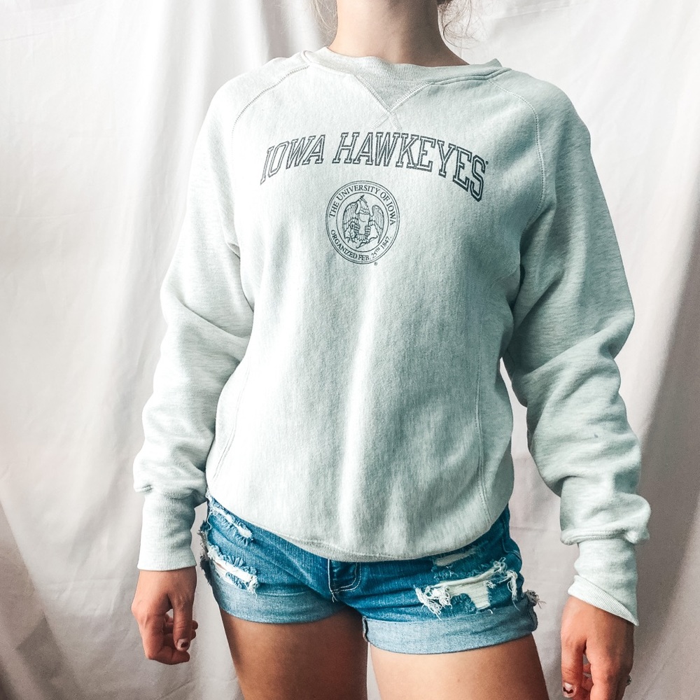 Iowa Hawkeyes crew neck sweatshirt